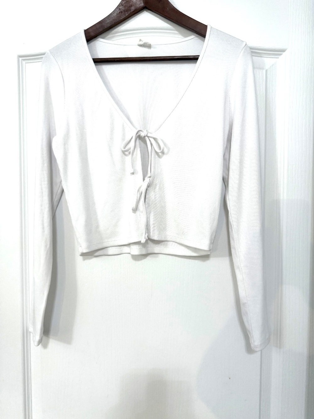 Aritzia Wilfred Free Tie-Front Ribbed Top White Size M - Picture 1 of 11